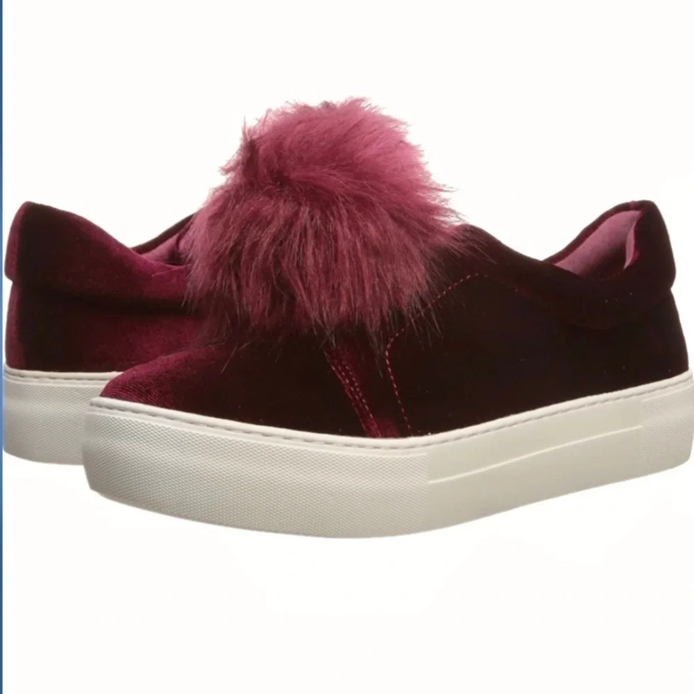 J / SLIDES NEW Aurora-V Sneaker Velvet Pom Pom Maroon Deep Red Cute Casual
